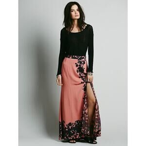 Free People Secret Garden Maxi Skirt Pink Black Floral Front Slit Size 10 Boho